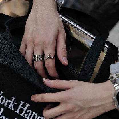 Fashion Retro Silver Color Cross Star Rings for Women Men Punk Gothic Couple Rings Festivals Party Jewelry Daily Accessories New